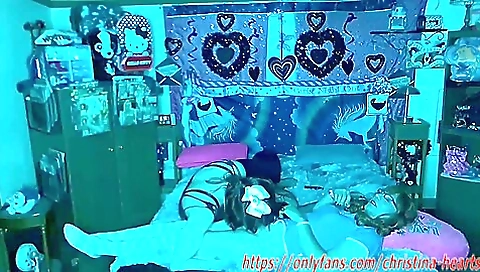 This amateur redhead is getting creampied in stockings