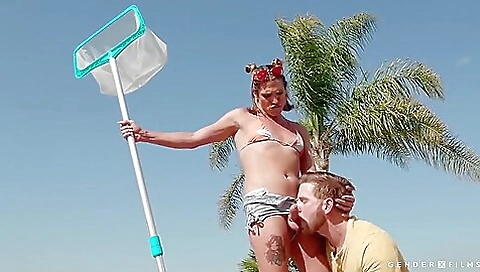 Tattooed blonde gets a deepthroated ass fucked in the pool