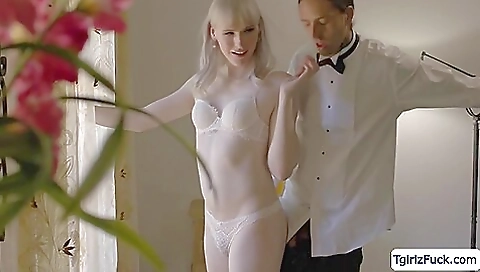 Blonde brunette and a brunette are doing a threesome