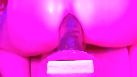 Amateur porn video with her boyfriend in his cum hole