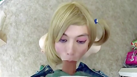 Amateur shemale with a shaved pussy fucks in a deepthroat